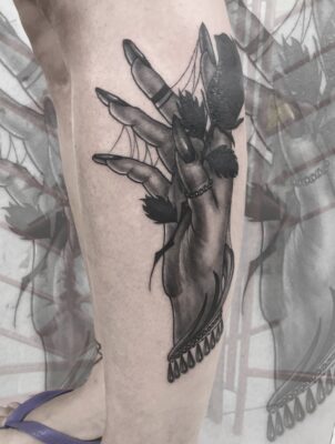Hand tattoo, leg tattoo, rose tattoo, light art tattoo, women tattooer