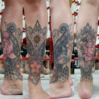 Izhar Rott Tattoo, leg tattoo, flowers tattoo, psychedelic tattooing