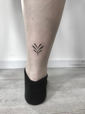 Lightart tattoo, leg tattoo, flash tattoo design