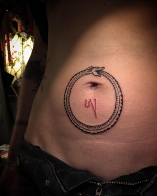 right_on_mountain_tattoo | Jevin tattoo Amsterdam